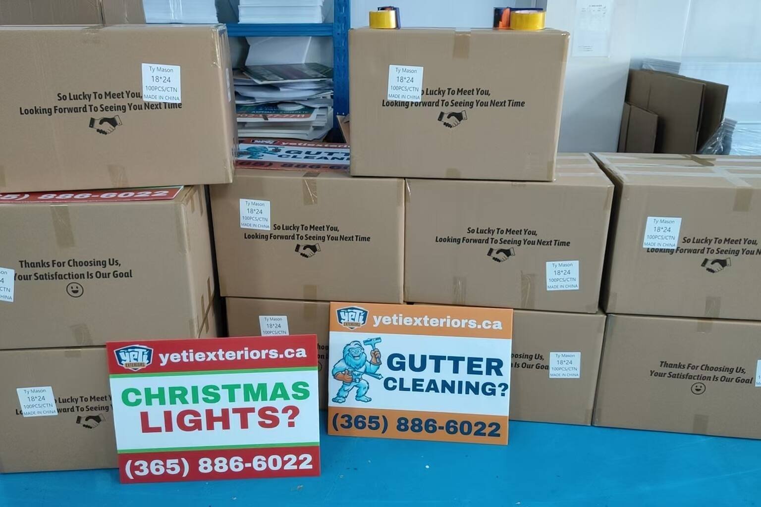 Yard sign carton labeling on packed bulk orders with custom printed signs